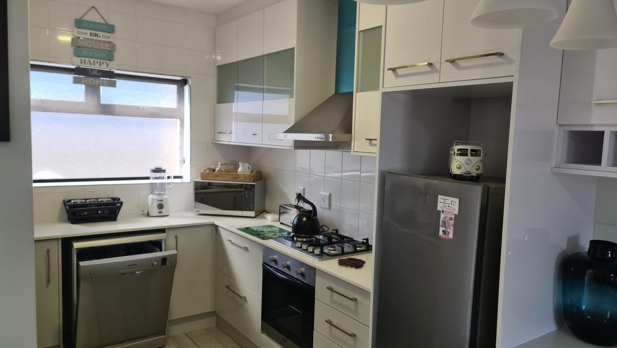 Апартаменты Bright & Stylish Self Catering Swakopmund Cbd Экстерьер фото