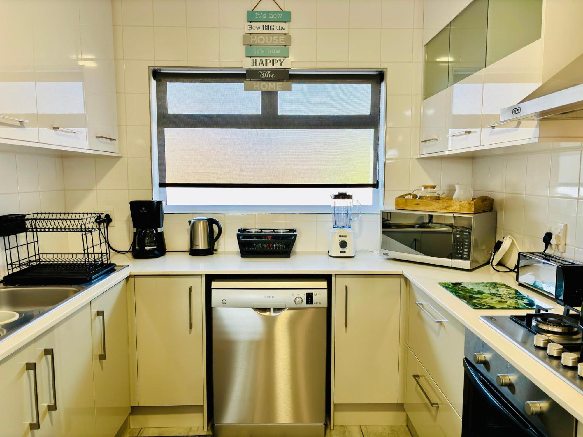 Апартаменты Bright & Stylish Self Catering Swakopmund Cbd Экстерьер фото