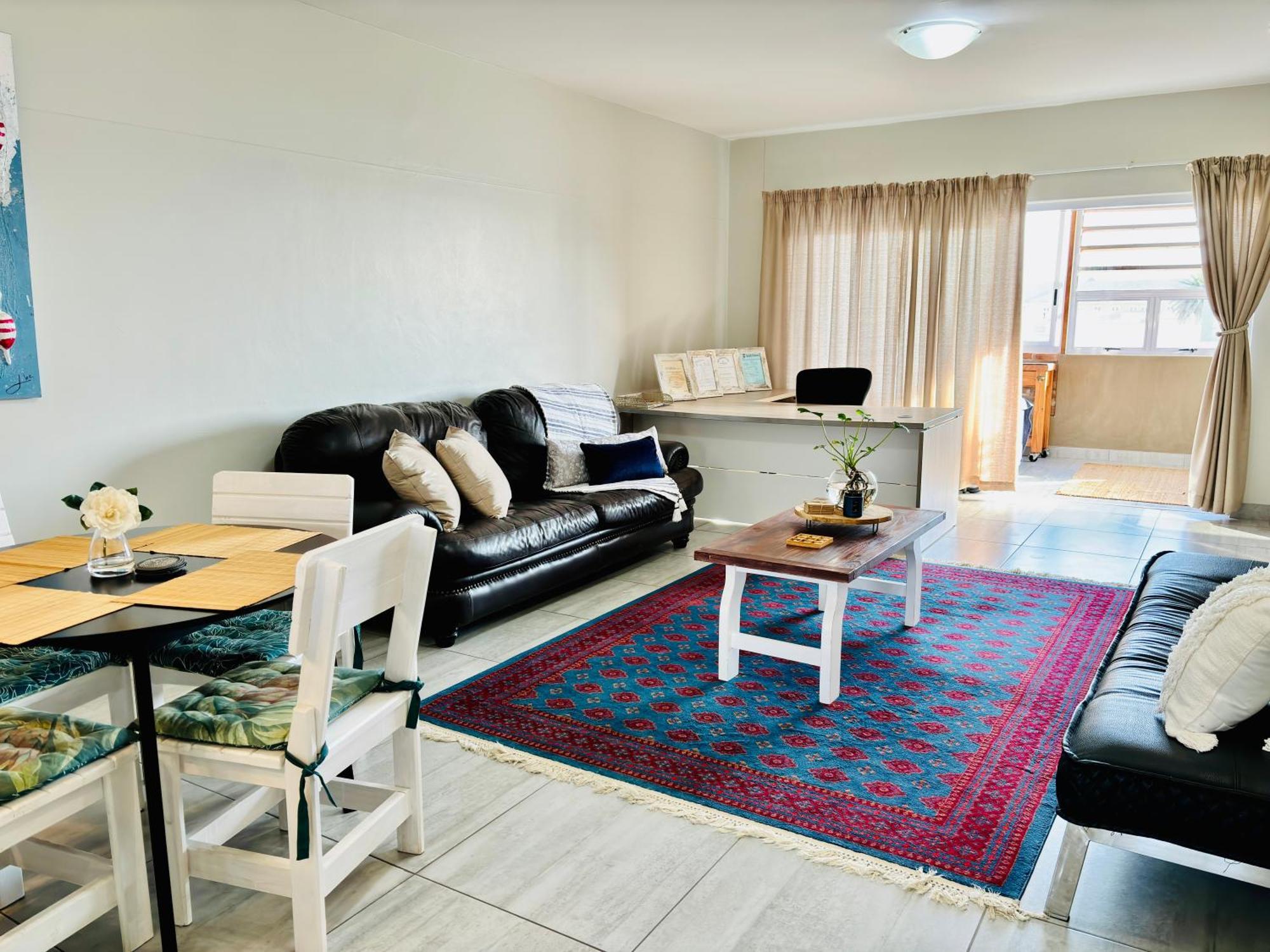Апартаменты Bright & Stylish Self Catering Swakopmund Cbd Экстерьер фото