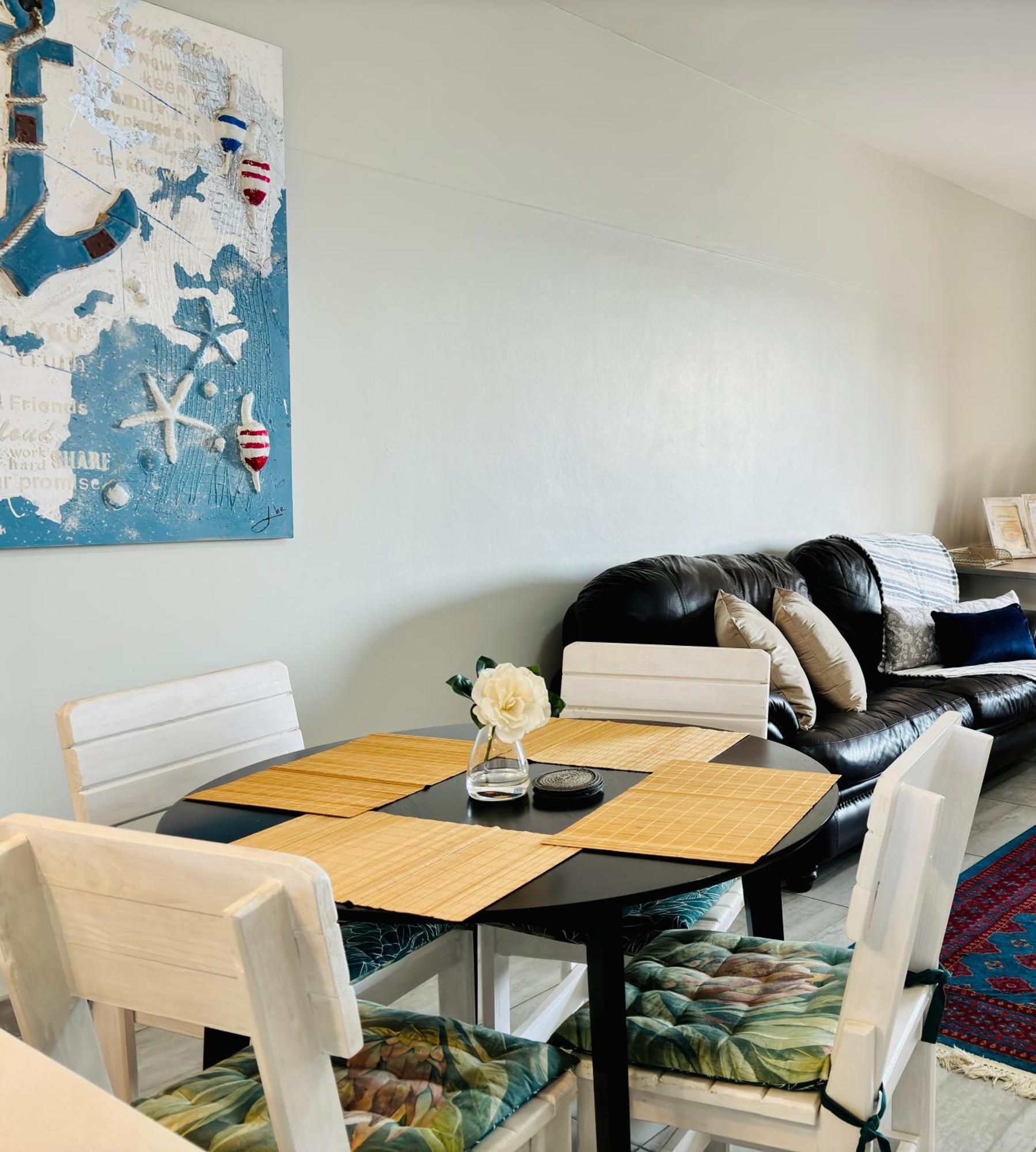 Апартаменты Bright & Stylish Self Catering Swakopmund Cbd Экстерьер фото
